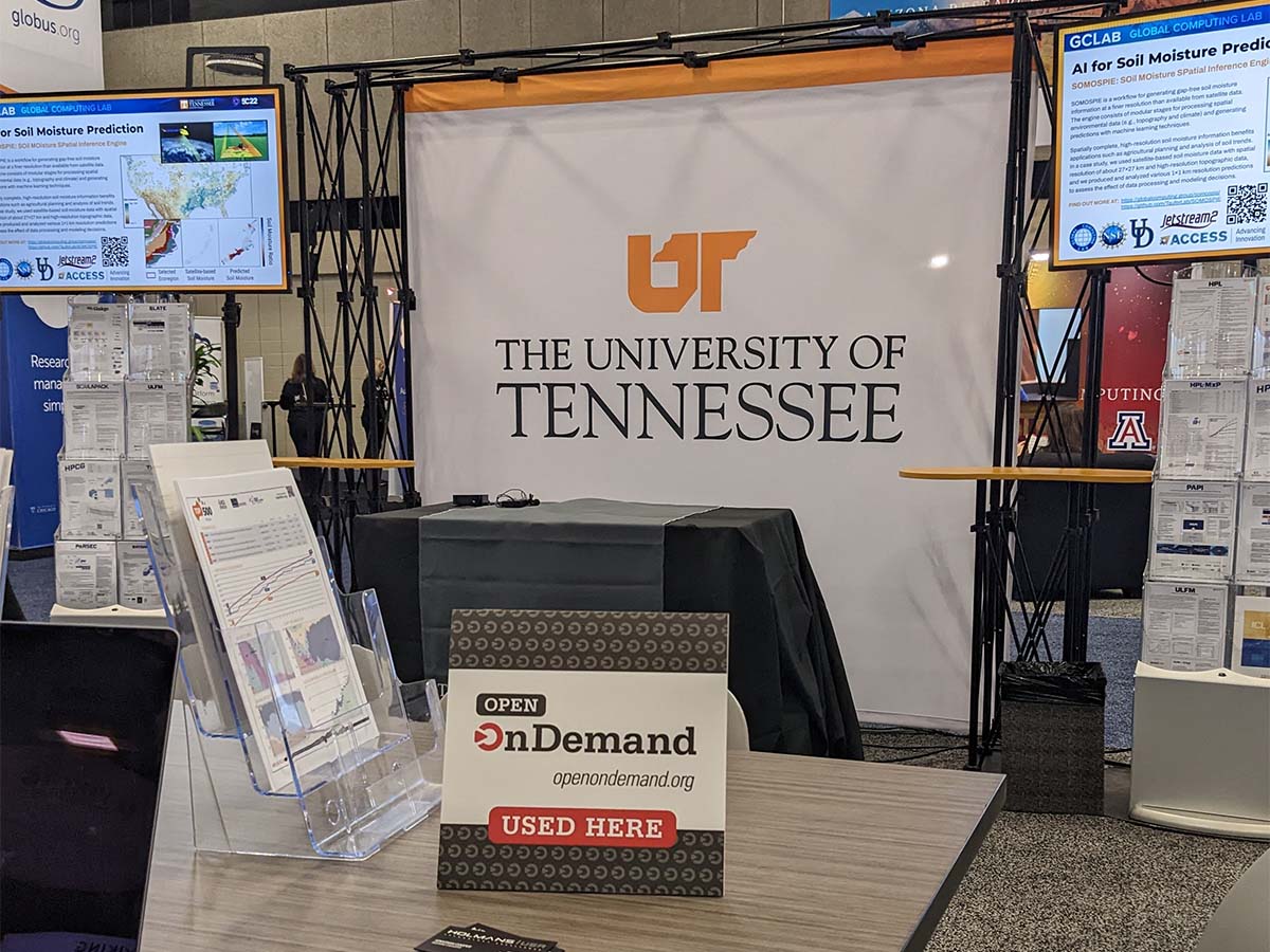 Tennessee booth at SC22 with Open OnDemand placard